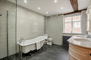 Photo 21- click for photo gallery